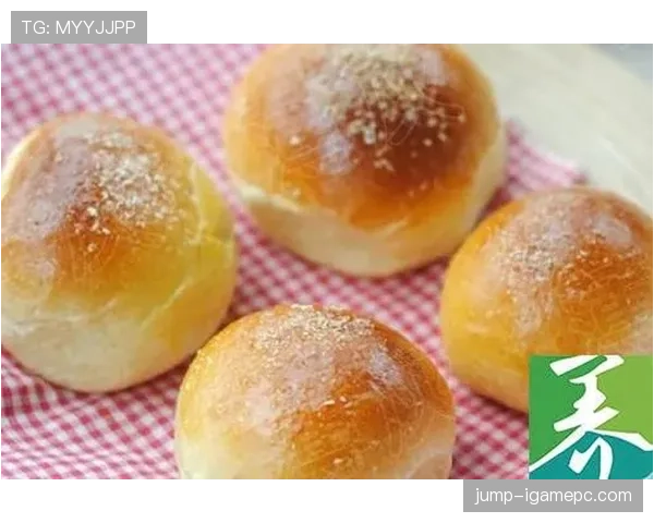 杨威家的冰箱里居然塞满了蛋白粉,连饮料都得给训练餐腾地方 杨威家的冰箱里居然塞满了蛋白粉,连饮料都得给训练餐腾地方